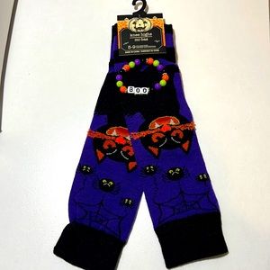 Adult/teen Halloween Cat Socks with a Bracelet! Brand new with tags!